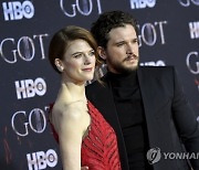 Kit Harington-Rose Leslie-Baby