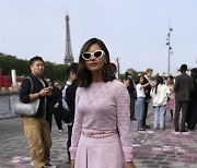 France Haute Couture Fashion F/W 2024 Chanel Arrivals