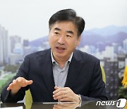 김영욱 부산진구청장 "지역 경제 활성화 시급…최대 번화가로 다시 도약"