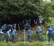 경찰, 부산 기장군 야산서 영아 시신 수색