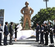 백선엽 장군 동상 제막