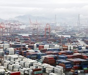 'China decoupling could boost Korean trade'