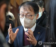 '국회의원 쪼개기 후원' 구현모 전 KT 대표 벌금 700만 원