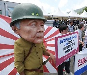 '백선엽 장군 동상 제막 반대한다'