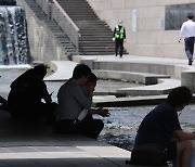 장맛비 그치자 찌는 더위…강원·영남 '폭염주의보'