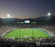 미국프로축구 LA 더비에 8만 관중 신기록…1년 만에 경신