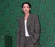 [TEN포토] 이수혁 '패셔니스타의 화려한 외출'