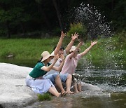 7일 '소서' 맞이 무더위…제주도·남부 지방엔 '비'[내일날씨]