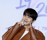 슈퍼주니어 규현, 열아홉 살 같은 '볼 콕'[포토]