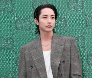 [포토] 이수혁, '넓은 어깨와 작은 얼굴'