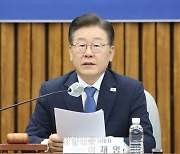 이재명 “尹, 이동관 방통위원장 고집 안 꺾는 이유는 언론 장악 때문”