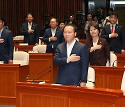 與 "서울-양평 고속도로에 尹 관여 안해"... 이해찬 등 고발