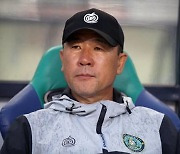 검찰, '프로축구 입단 뒷돈' 임종헌 전 감독 구속영장 청구