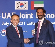 추경호, '300억불 투자 약속' UAE 경제장관 만나 이행방안 논의