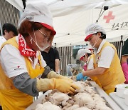 [포토]취약계층을 위한 초복 준비