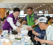 전복삼계탕 드시고 건강한 여름 보내세요