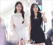 [MD포토] 아이브 안유진·장원영 '블랙&화이트 너무 예쁘네'