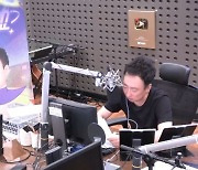 박명수 “못 생겼다는 기사 기분 나빠, ♥한수민이 말해도 서운”(라디오쇼)