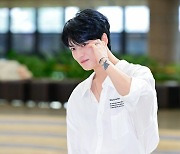 김재중,'눈빛으로 하트 보내는 중' [사진]