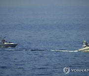 미해군 "이란 혁명수비대, 걸프 해역서 민간 선박 나포"