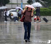 부산·경남 밤사이 최대 70.5㎜ 장맛비… 인명·재산 피해 없어