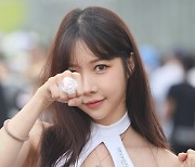 [Ms포토] 레이싱모델 유다솜 '나이트 경기를 위한 불빛 반지'