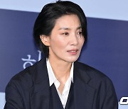 김서형, '촉촉한 눈빛' [사진]