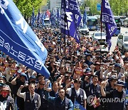 법원, 내일 금속노조 행진 허용…경찰 금지통고 잇따라 제동