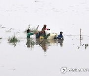 INDIA YAMUNA WATER LEVEL RISE