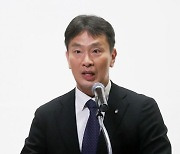 이복현 "외국계 금융사도 불확실성 관리, 내부통제 강화 노력"