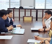 우승희 영암군수, 서삼석 예결위원장에 국비 확보 건의