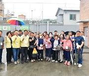 완주군의회, 홍성군 방문해 '축산악취 저감 선진지 견학'