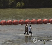 Immigration Texas Buoys