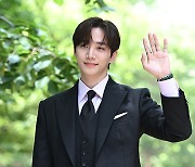 이준호 ‘킹더랜드’ 차기작 ‘캐셔로’ 되나 “제안 받고 검토중”[공식입장]