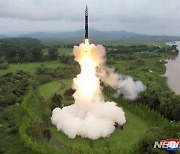 합참, 북 ICBM 74분간 최장 비행에 "탄두 탑재여부 한미 분석 중"