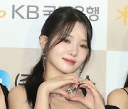 [포토] 프로미스나인 노지선 '매력적인 눈빛'