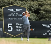 An Byeong-hun enjoys career low 61 to jump into driver's seat at Genesis Scottish Open