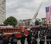 USA FUNERAL FIREFIGHTER