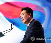 한·폴란드 비즈니스 포럼 축사하는 윤석열 대통령