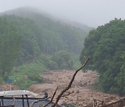 문경 동로면 하천 범람해 민가 덮쳐…1명 사망, 8명 구조(종합)