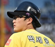 16년 만에 부산에서 열린 축제…'4실점' 체면 구긴 박세웅 [올스타전]