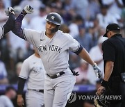 Yankees Rockies Baseball