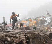 Residents recount terror of deadly landslides