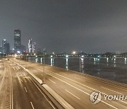 서울 비 적었지만 한강 수위↑…올림픽대로 등 곳곳 통제(종합2보)