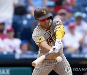 김하성, MLB 필라델피아 DH서 3안타에 2볼넷 2득점(종합)