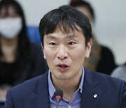 檢 출신 이복현의 압박 효과? 카드사들 1조5000억 규모 상생금융 봇물