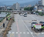 원주시 새벽시장 운영 재개…원강수 시장 긴급복구 주문