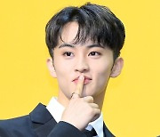 NCT DREAM 마크, 커리어 하이 달성에 "시즈니 너무 감사해"