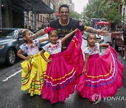 USA CUBAN HISPANIC PARADE