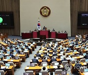 [속보] '영아 살해·유기시 최대 사형' 처벌강화법, 국회 통과